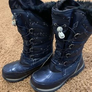 Land’s End Snowflake winter boots size 4Y